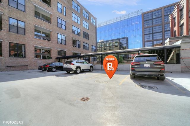 1000 W Washington Boulevard 202, Chicago, IL 60607
