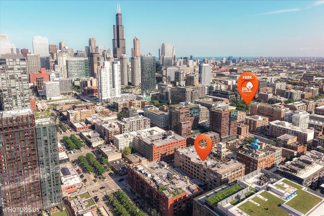 1000 W Washington Boulevard 202, Chicago, IL 60607