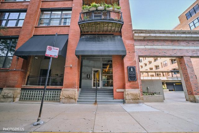 1000 W Washington Boulevard 202, Chicago, IL 60607