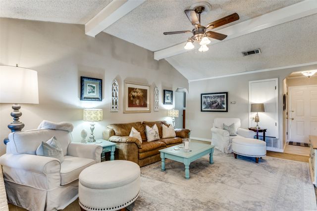 701 Charlyne Drive, Burleson, TX 76028