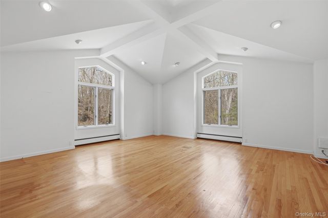 68 Old Aspetong Road, Katonah, NY 10536
