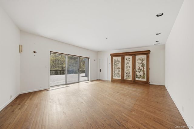 68 Old Aspetong Road, Katonah, NY 10536