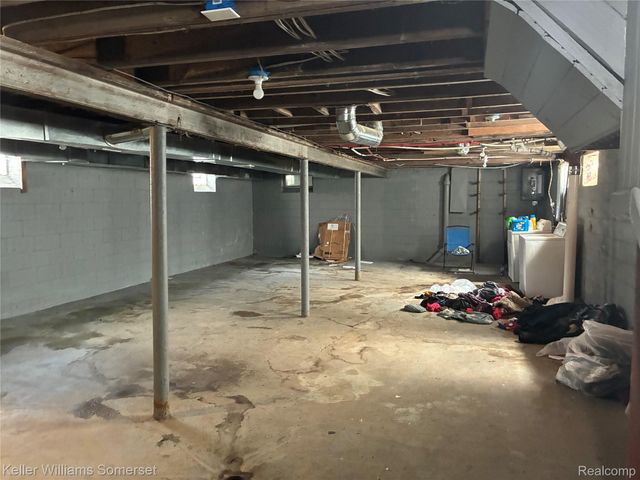 14930 Lauder Street, Detroit, MI 48227