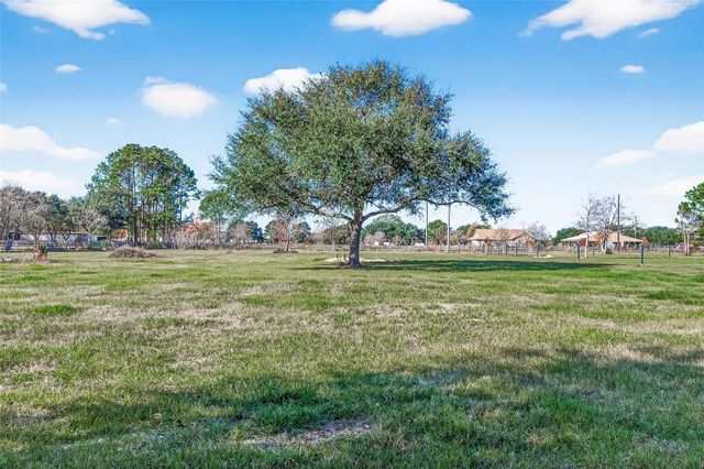 6610 Sprigg Street, Fulshear, TX 77441