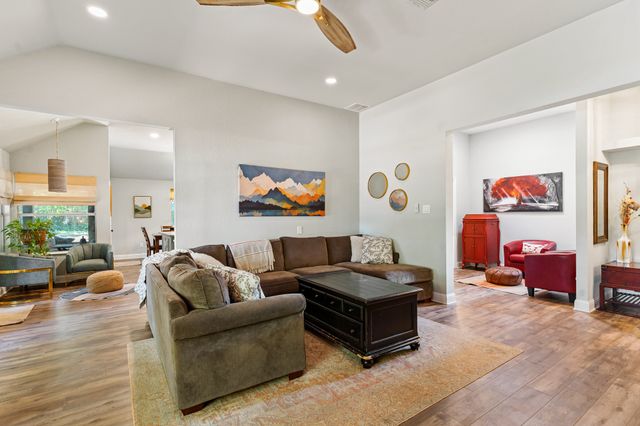 3422 Mercury Drive, Grapevine, TX 76051