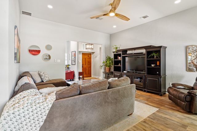 3422 Mercury Drive, Grapevine, TX 76051