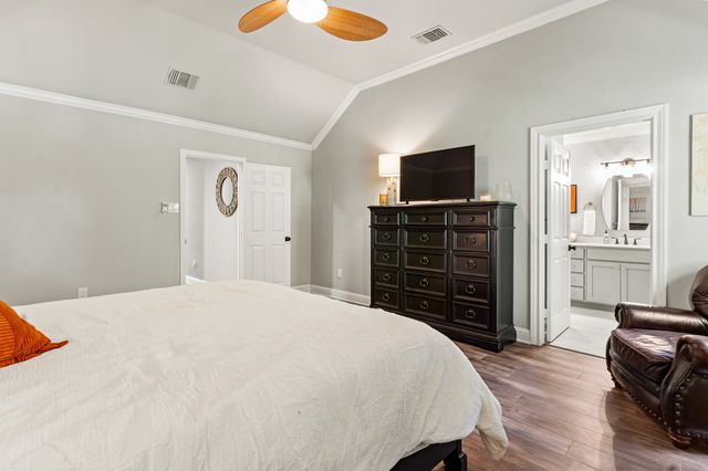 3422 Mercury Drive, Grapevine, TX 76051