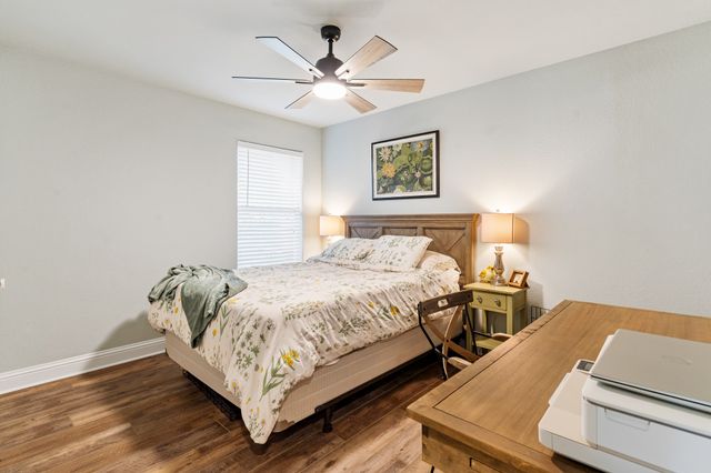 3422 Mercury Drive, Grapevine, TX 76051