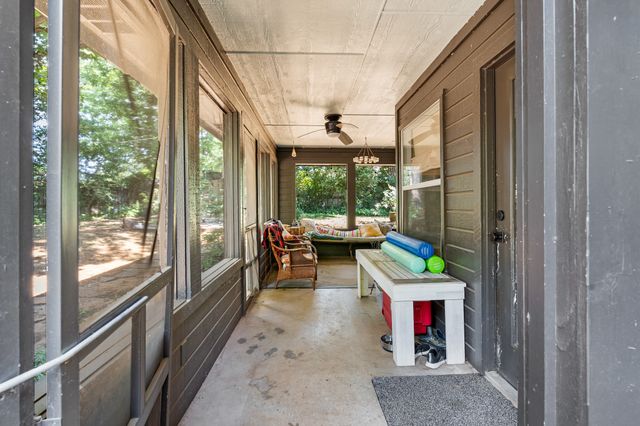 3422 Mercury Drive, Grapevine, TX 76051