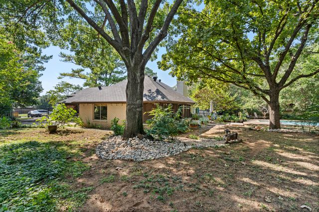 3422 Mercury Drive, Grapevine, TX 76051