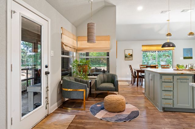 3422 Mercury Drive, Grapevine, TX 76051