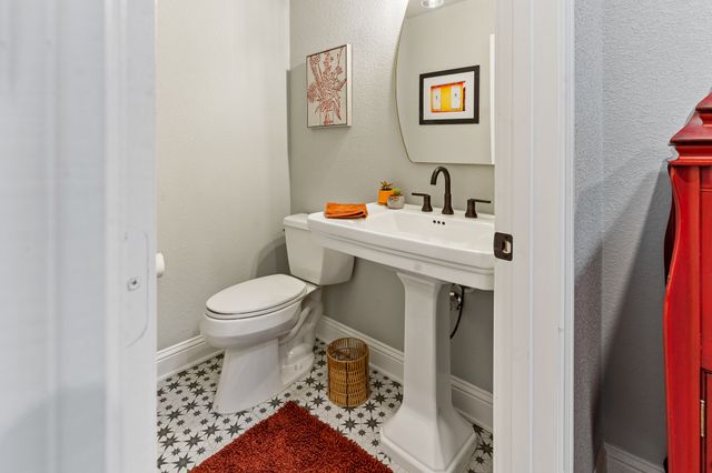 3422 Mercury Drive, Grapevine, TX 76051