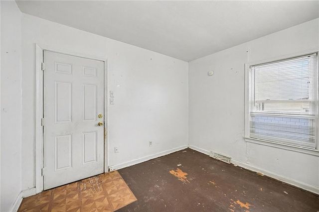 447 N Quincy Avenue, Kansas City, MO 64123