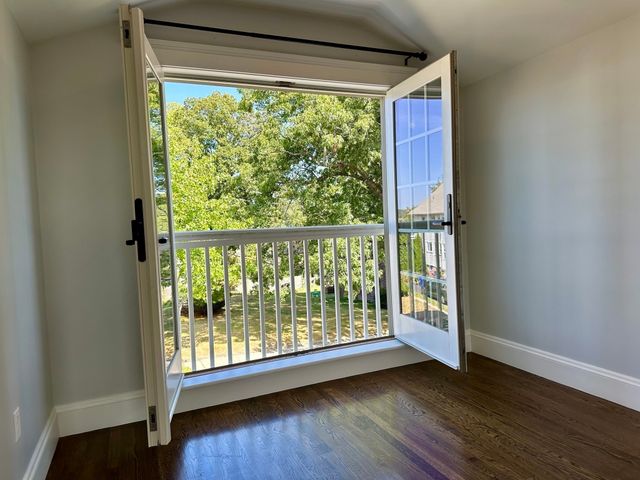 44 Greaton Road 2, Boston, MA 02132