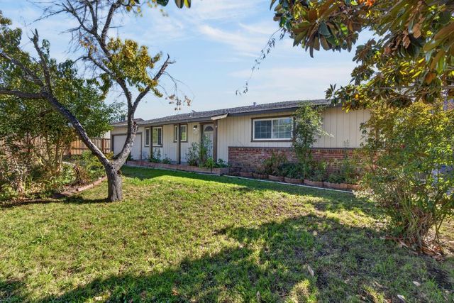 4514 Freeway Cir, Sacramento, CA 95841