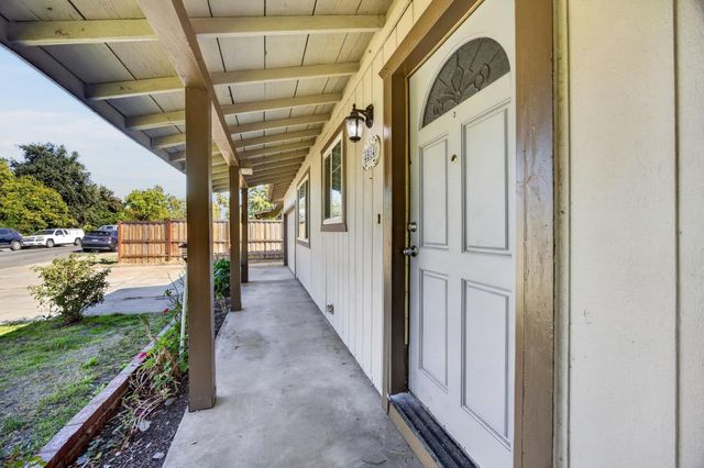 4514 Freeway Cir, Sacramento, CA 95841