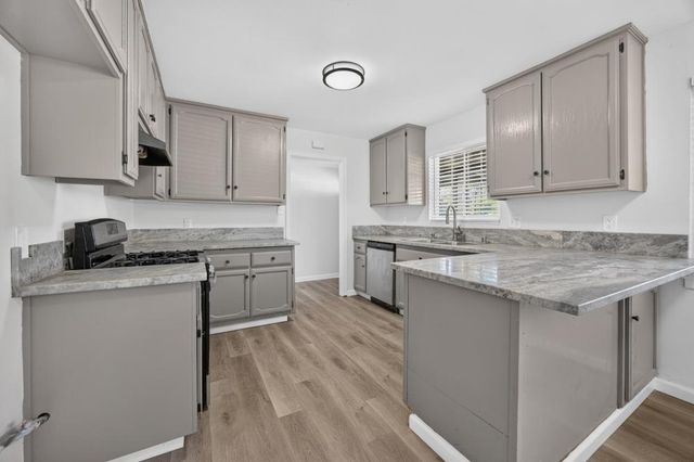 4514 Freeway Cir, Sacramento, CA 95841