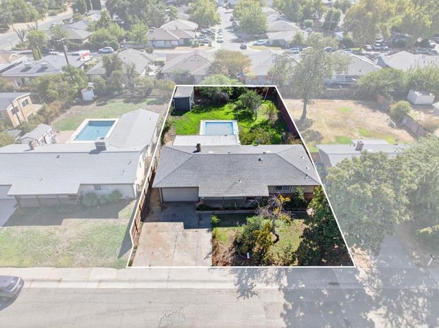4514 Freeway Cir, Sacramento, CA 95841