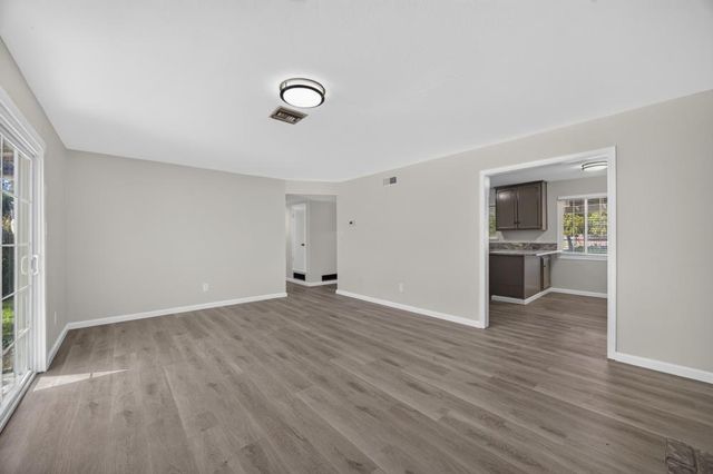4514 Freeway Cir, Sacramento, CA 95841