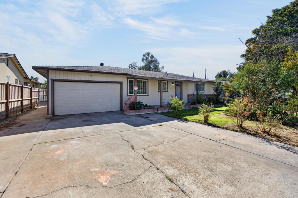4514 Freeway Cir, Sacramento, CA 95841