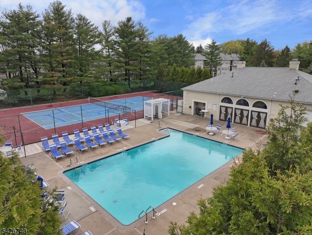 919 Burgundy Way 919, Wayne Twp., NJ 07470
