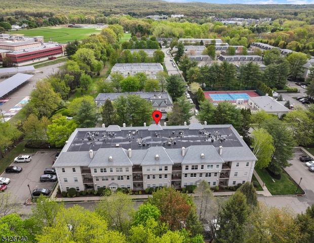 919 Burgundy Way 919, Wayne Twp., NJ 07470