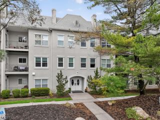 919 Burgundy Way 919, Wayne Twp., NJ 07470