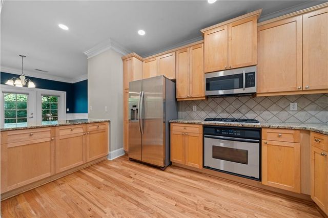 5480 Glenridge Park, Sandy Springs, GA 30342