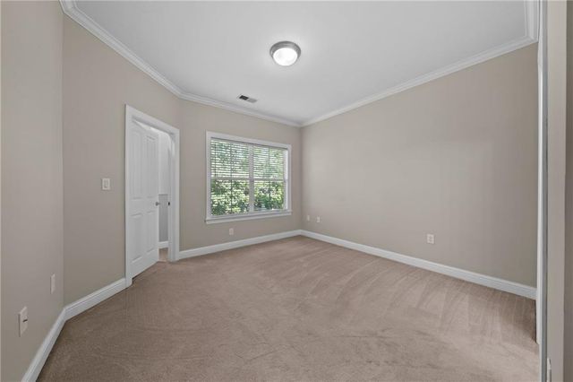 5480 Glenridge Park, Sandy Springs, GA 30342