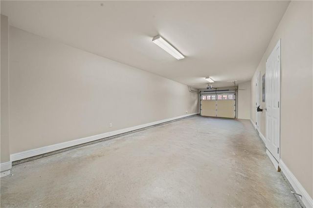 5480 Glenridge Park, Sandy Springs, GA 30342