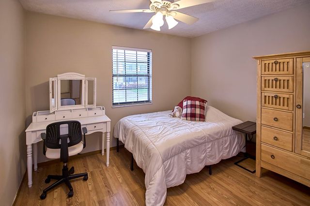 104 Rimrock Drive, Eleanor, WV 25070