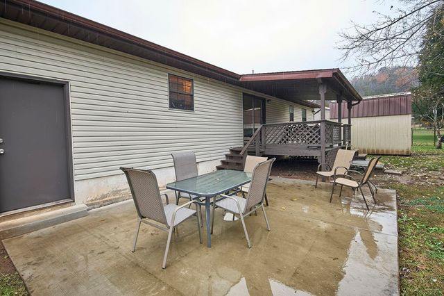 104 Rimrock Drive, Eleanor, WV 25070