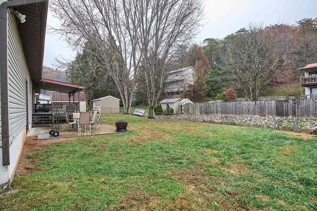 104 Rimrock Drive, Eleanor, WV 25070