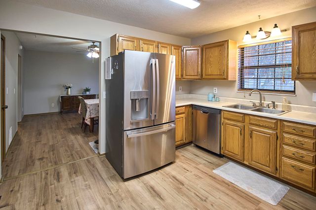 104 Rimrock Drive, Eleanor, WV 25070