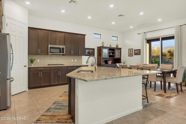 8664 N Zenyatta Drive, Tucson, AZ 85704