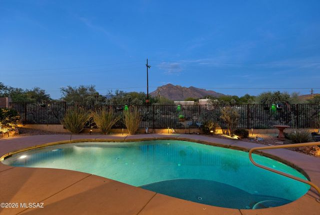 8664 N Zenyatta Drive, Tucson, AZ 85704
