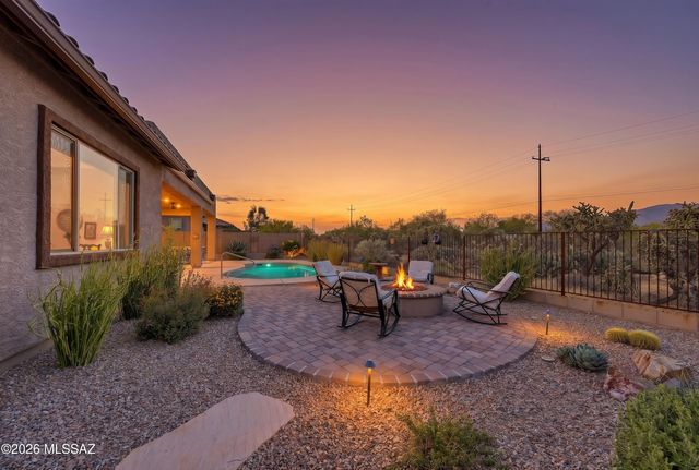 8664 N Zenyatta Drive, Tucson, AZ 85704