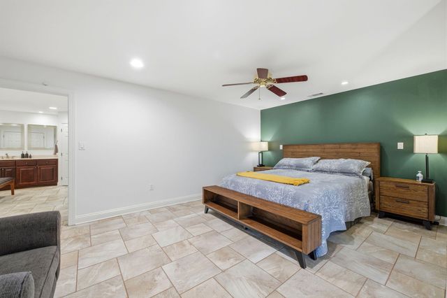 2770 Masters Boulevard, Navarre, FL 32566