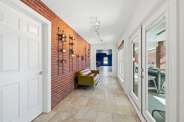 2770 Masters Boulevard, Navarre, FL 32566