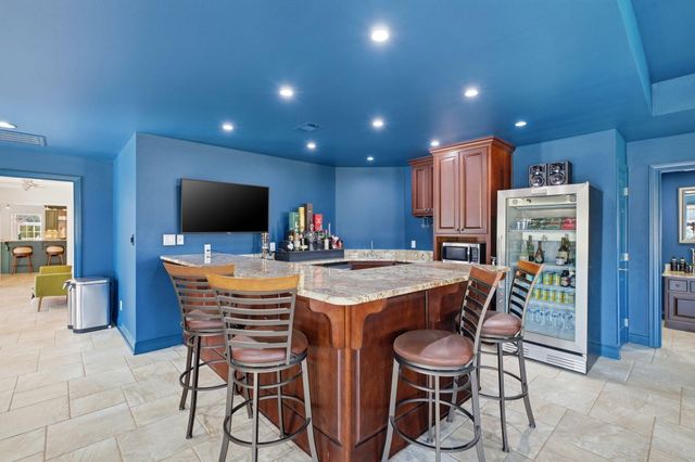 2770 Masters Boulevard, Navarre, FL 32566