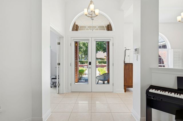 2770 Masters Boulevard, Navarre, FL 32566