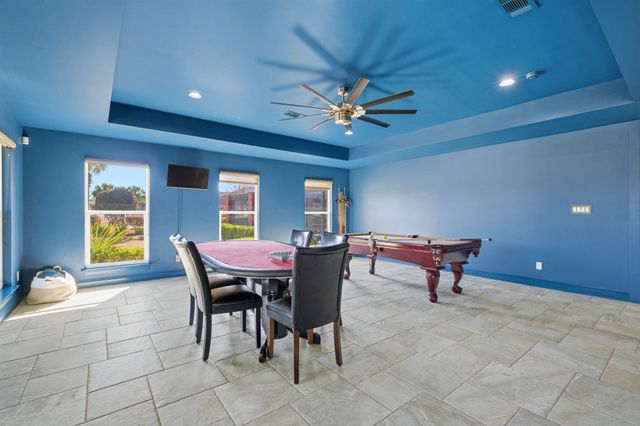 2770 Masters Boulevard, Navarre, FL 32566