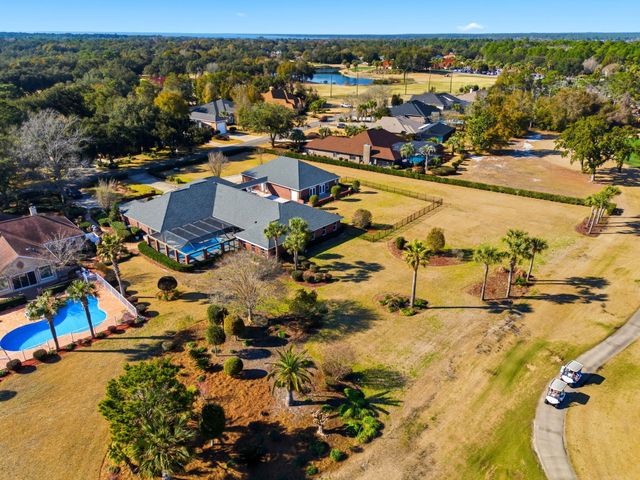 2770 Masters Boulevard, Navarre, FL 32566