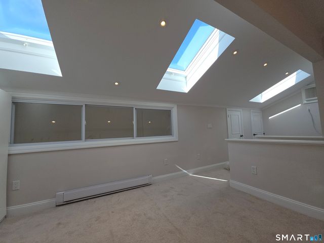 163 South Street 85, Danbury, CT 06810