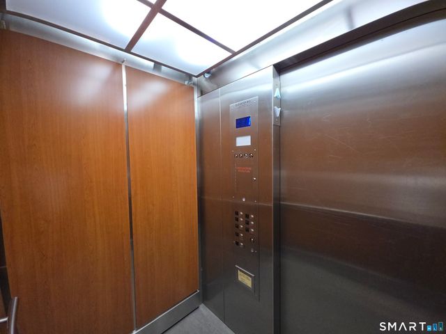 163 South Street 85, Danbury, CT 06810