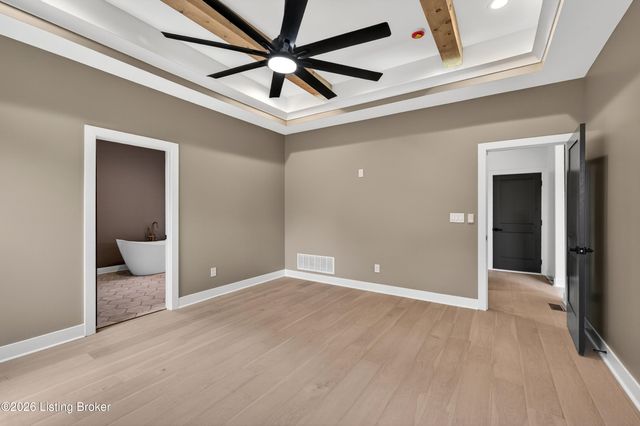 17610 Fox Spring Way, Louisville, KY 40245