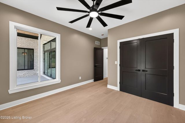17610 Fox Spring Way, Louisville, KY 40245