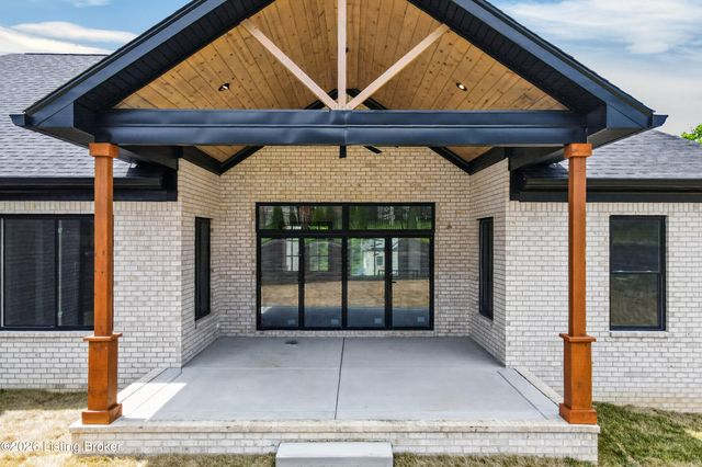 17610 Fox Spring Way, Louisville, KY 40245