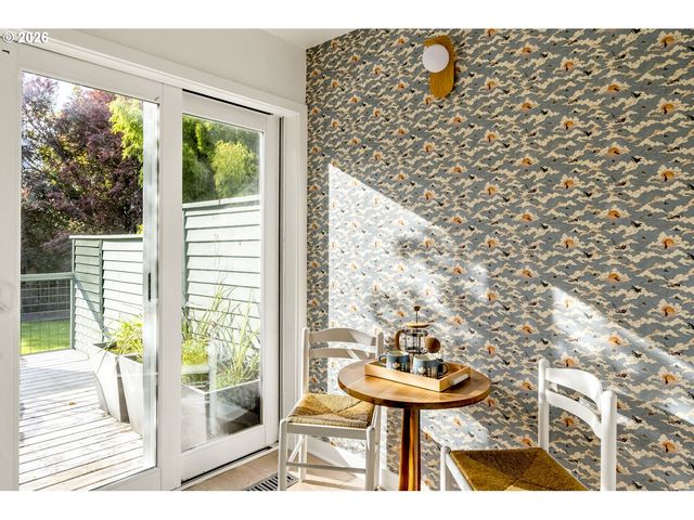 323 Se 14TH Ave, Portland, OR 97214