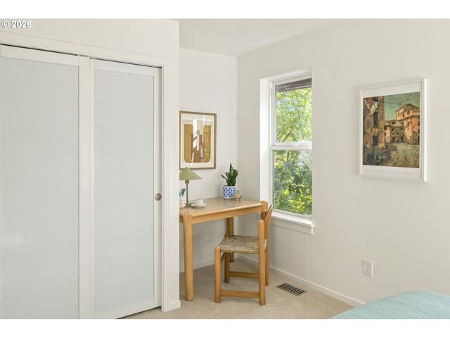 323 Se 14TH Ave, Portland, OR 97214